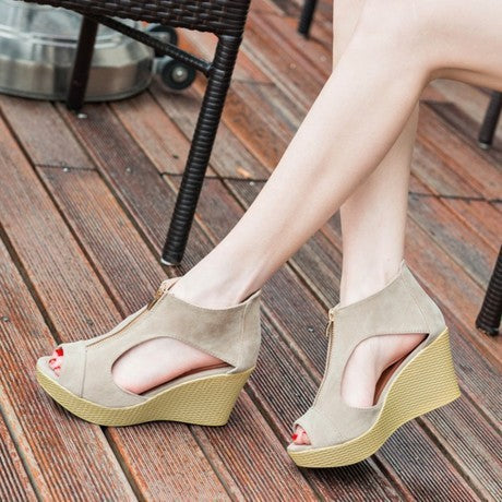 Women's Suede Sandals with Fish Mouth Slope