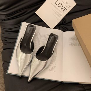 Women's Low Heel Square Toe Shaped Sandals