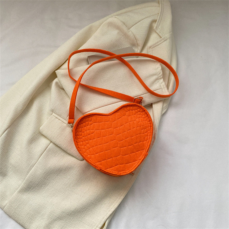 Stylish and Energizing Diagonal Shoulder Bag, Embracing Simplicity