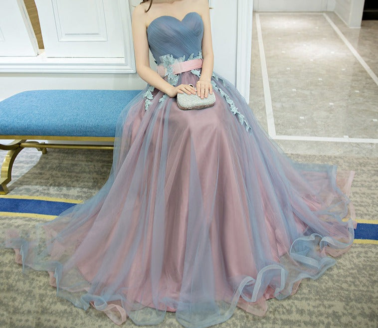 Women's Banquet, Evening Gown, Lace Gown, Formal Gown