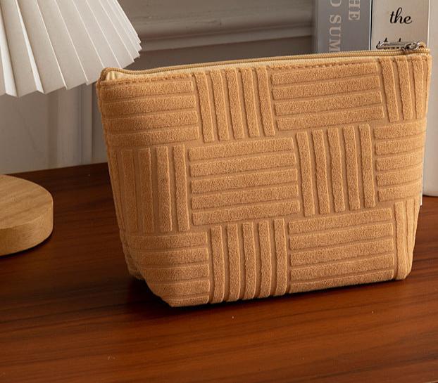 Women's Woven Cosmetic Portable bag