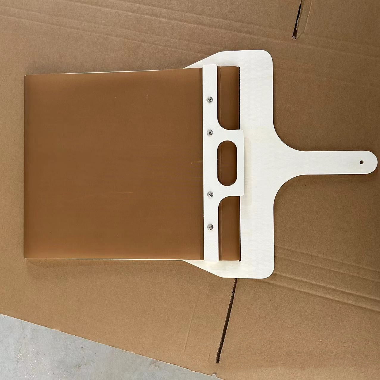 Kitchen Three sizes of sliding pizza peel shovels with wooden handles, designed for easy pizza transfer and storage.